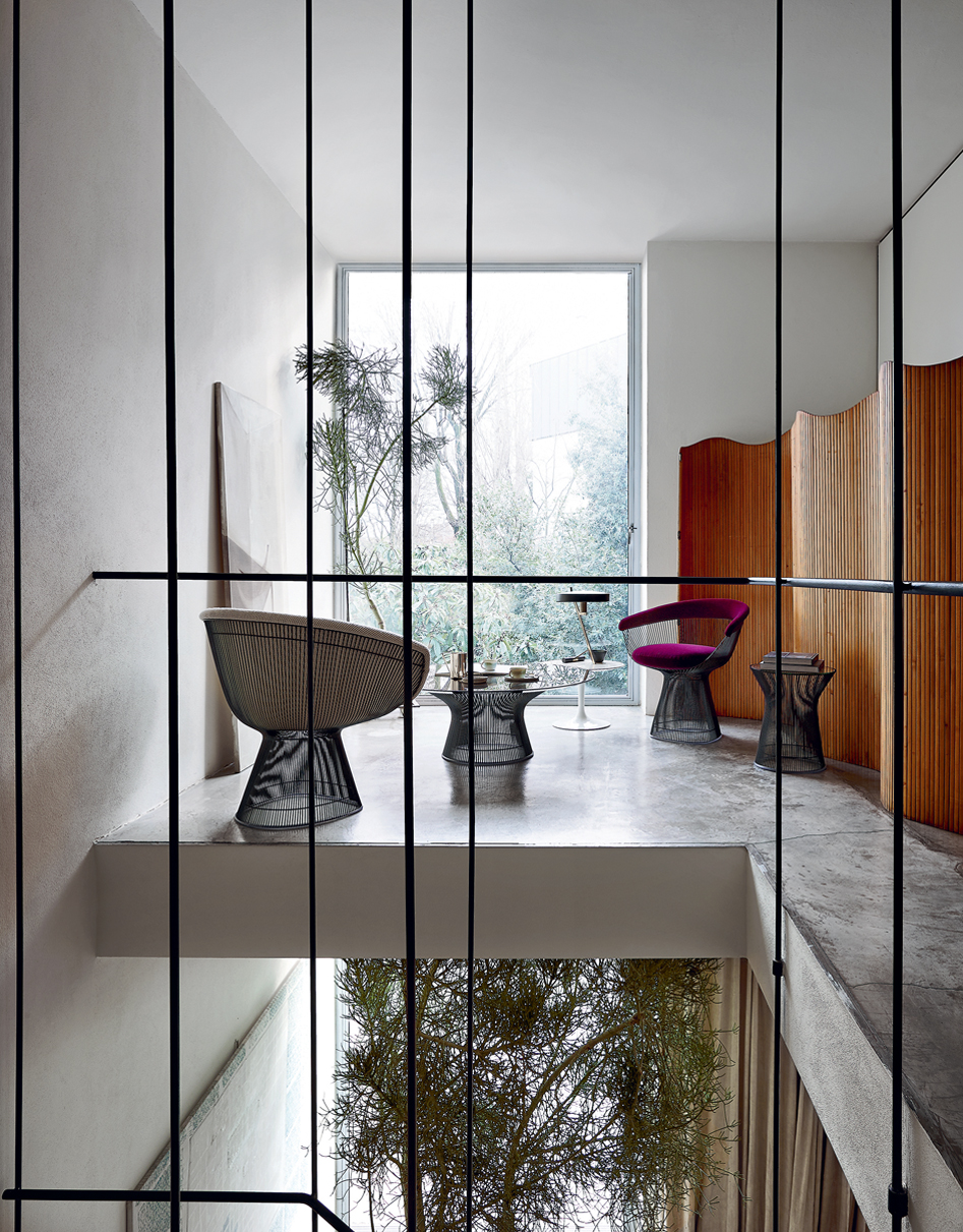 Platner Lounge image 5 B Platner Lounge image 5 B