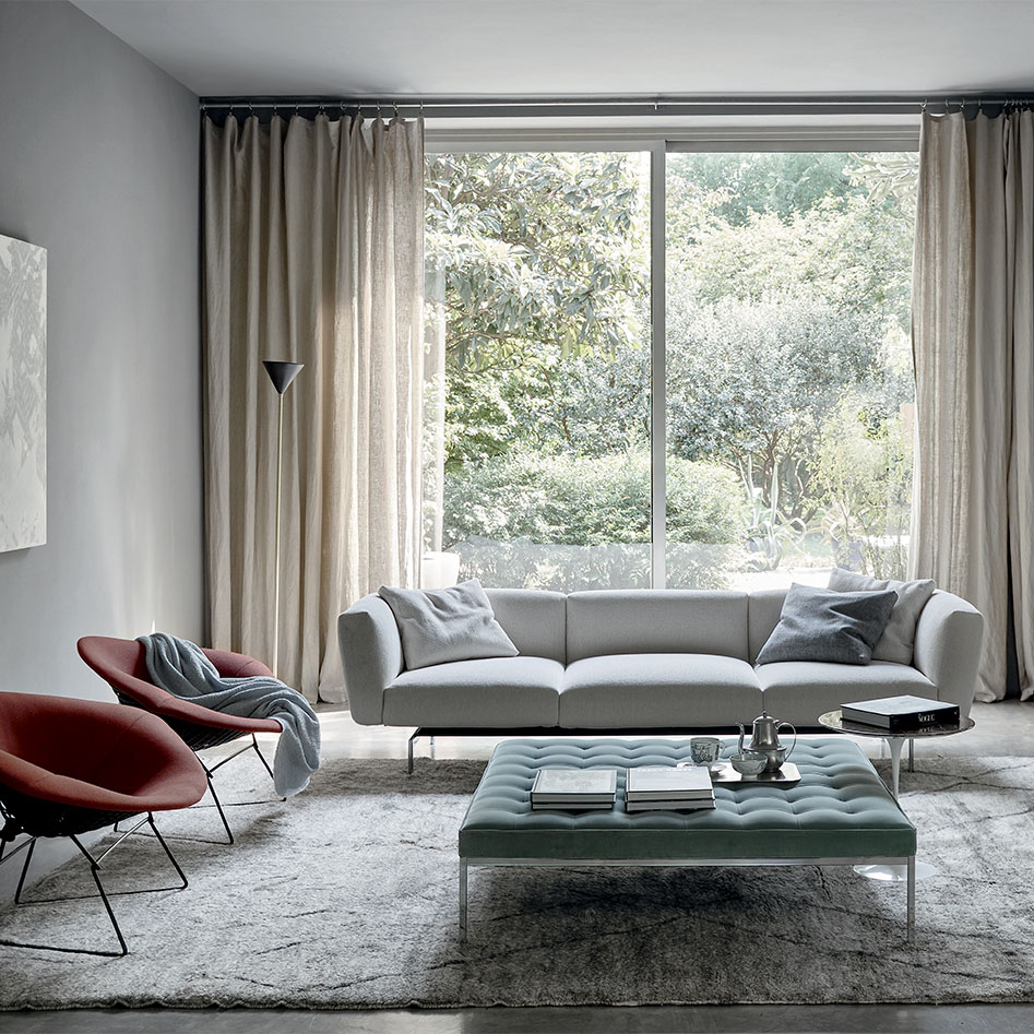 Avio Sofa System, designed by Piero Lissoni, is a contemporary and versatile sofa component system with a solid and elegant design.