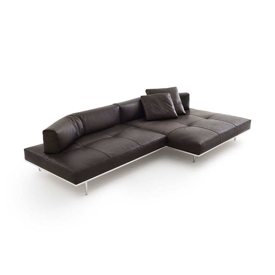 Matic Sofa Collection Matic, an innovative system of sofa components created by Piero Lissoni