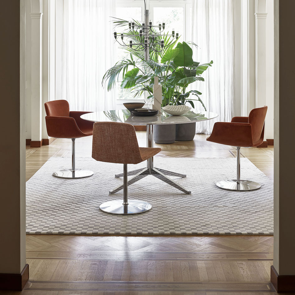 KN Collection by Knoll – KN06 Armchair KN Collection by Knoll – KN06 Armchair