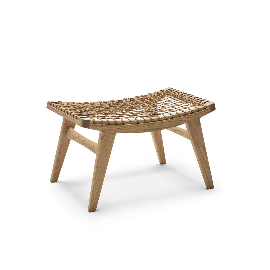 Klismos by Knoll – Bench Klismos by Knoll – Bench