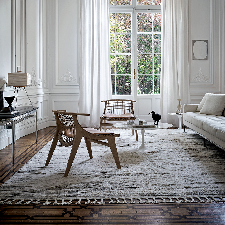 Klismos by Knoll – Chair and Lounge Chair by Antonio Citterio, Ph Federico Cedrone Klismos by Knoll – Chair and Lounge Chair by Antonio Citterio, Ph Federico Cedrone