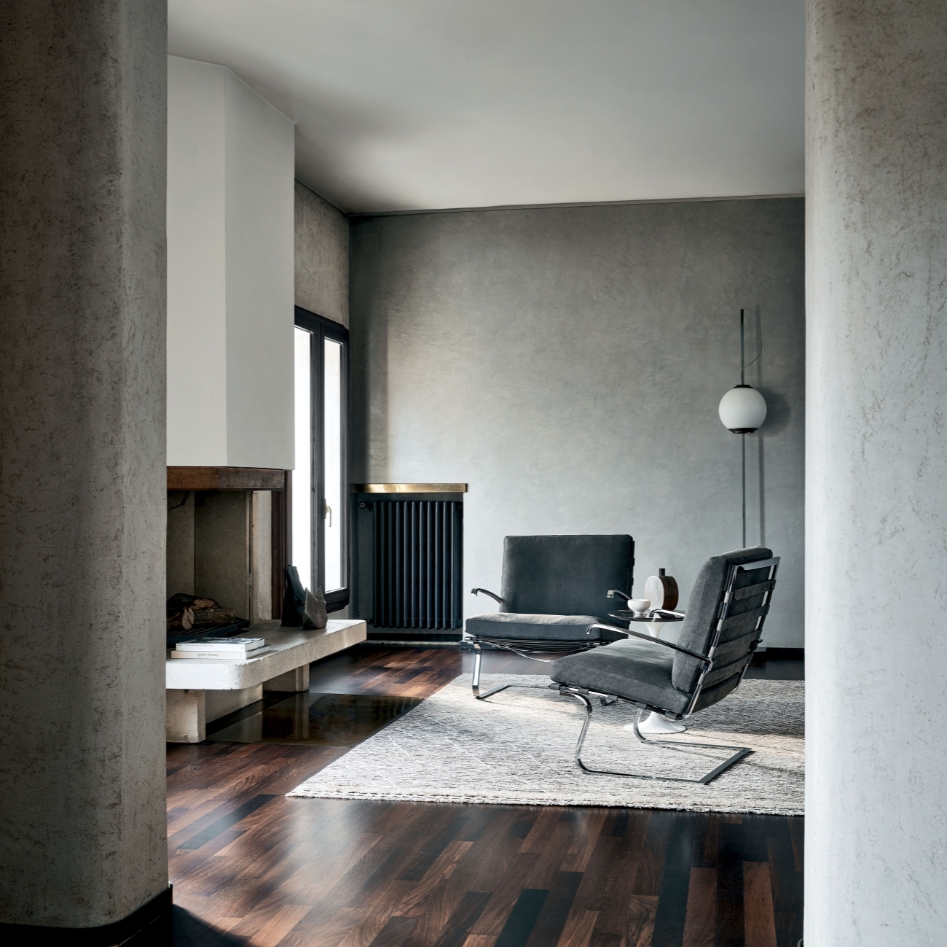 Knoll Tugendhat Chair Designed by Ludwig Mies van der Rohe, 1929 Knoll Tugendhat Chair Designed by Ludwig Mies van der Rohe, 1929