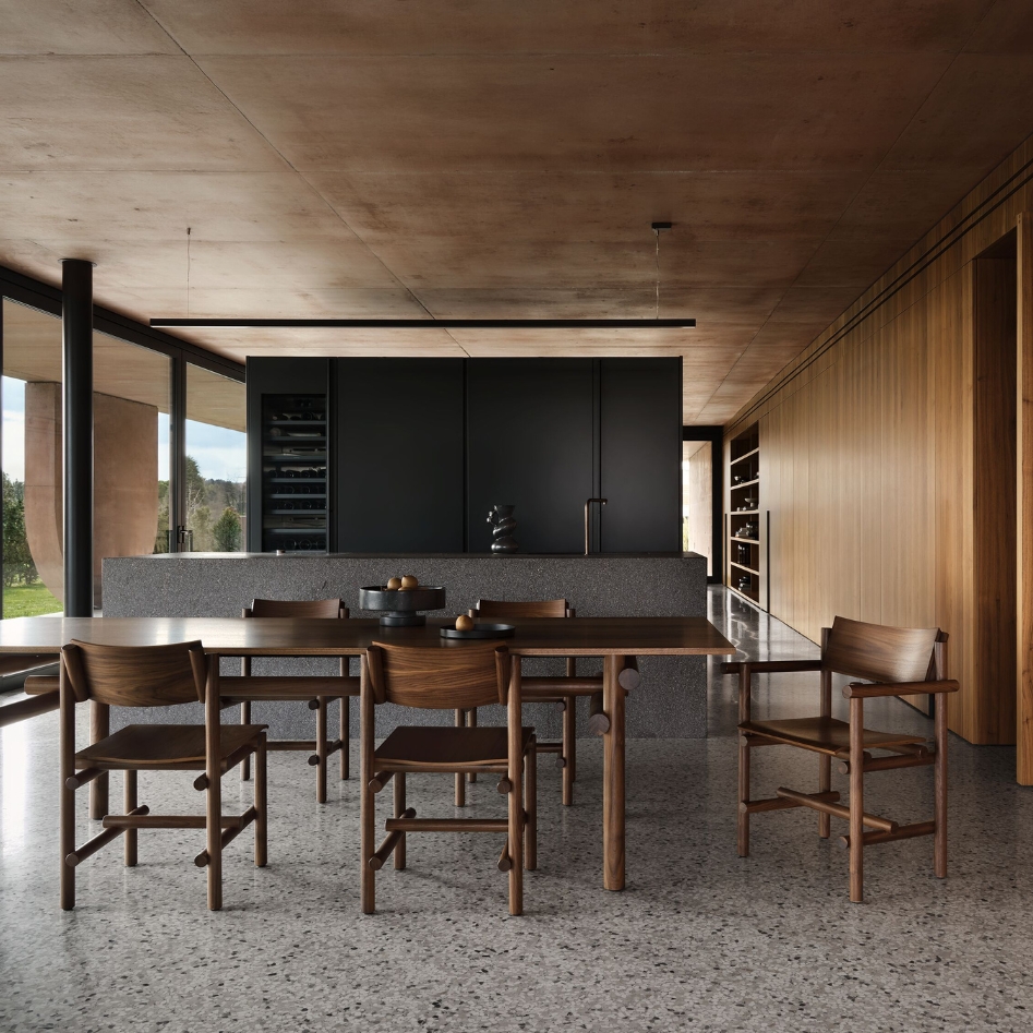 Muecke Wood Collection – Chair Muecke Wood Collection – Chair