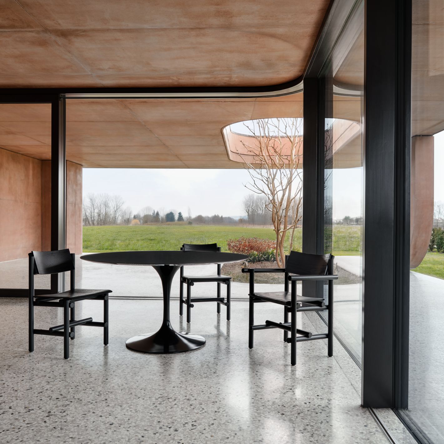 Saarinen Tulip High Tables Tulip High Table, Designed by Eero Saarinen, 1957