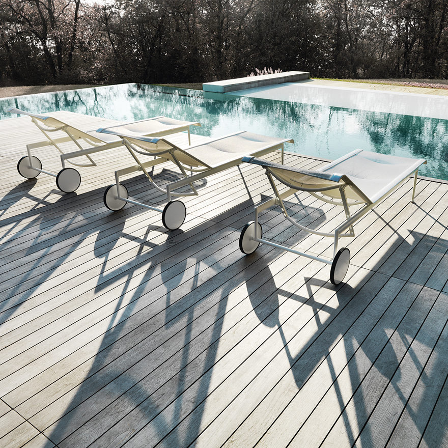 Schultz adjustable chaise longue