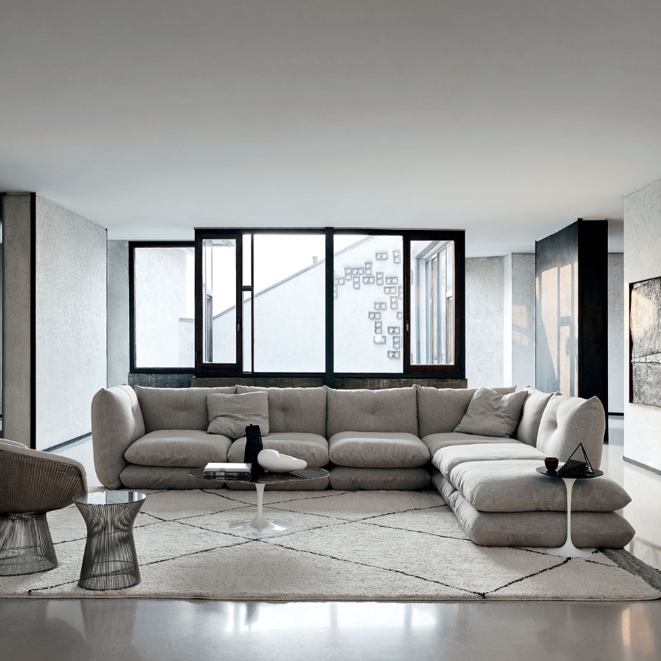 Knoll _ Perron Pillo Sofa by Willo Perron _ Ph. Federico Cedrone Knoll _ Perron Pillo Sofa by Willo Perron _ Ph. Federico Cedrone